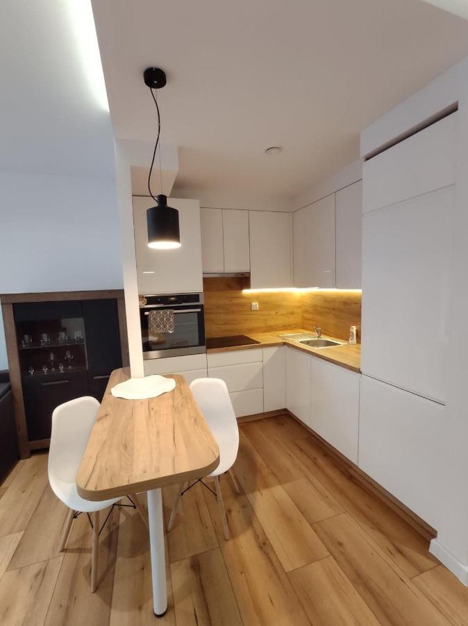 Apartament Parkowy Apartment Жешов Екстериор снимка