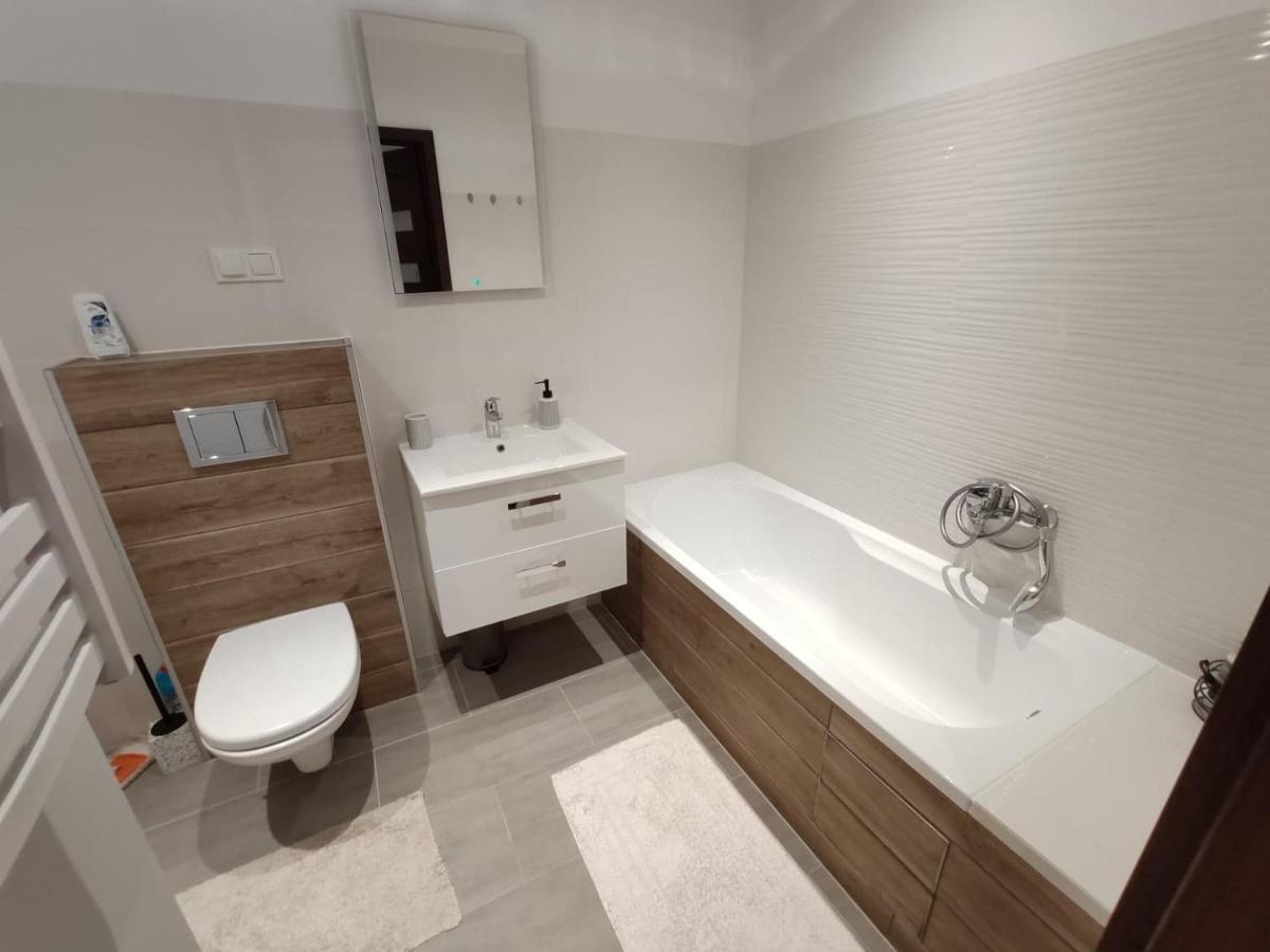 Apartament Parkowy Apartment Жешов Екстериор снимка